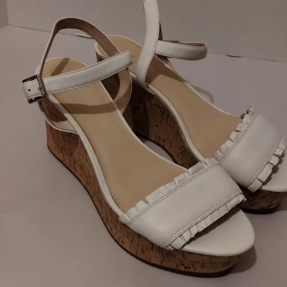 Kate Spade Tomas Sandals - Picture 3 of 16